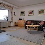 Haus Rheintalblick 萨巴赫瓦登